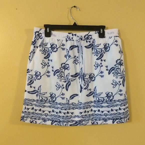 St. Tropez Dresses & Skirts - St Tropez drawstring skirt sz Large EUC *P